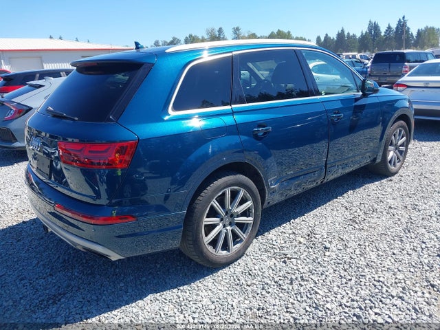2019 AUDI Q7 WA1LAAF75KD001218 Photo 3