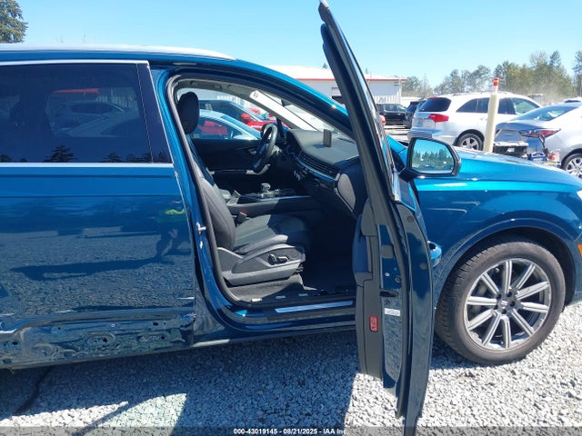 2019 AUDI Q7 WA1LAAF75KD001218 Photo 4