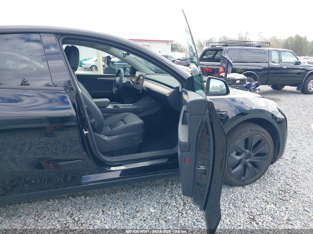 7SAYGDED9SA350099 Tesla Model Y