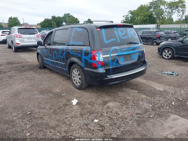 2C4RC1BGXGR297437 Chrysler Town and Country