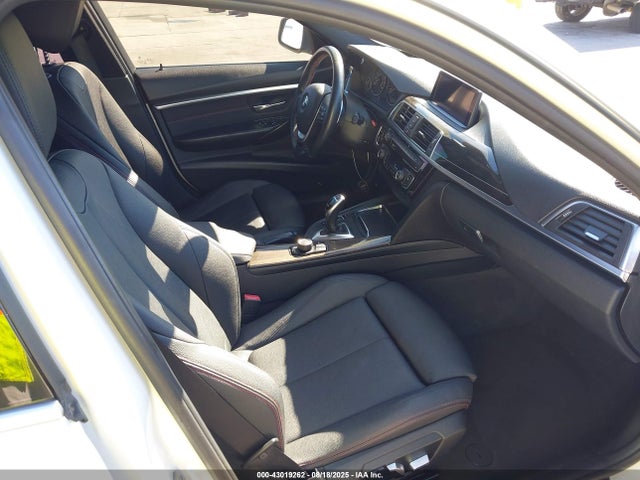 WBA8B9C3XHK886316 BMW 330I