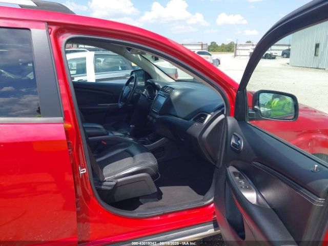 2019 DODGE JOURNEY 3C4PDCGB5KT867668 Photo 4