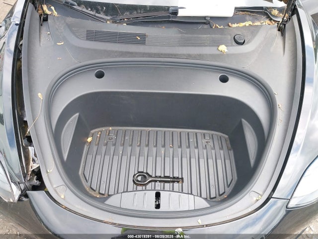 2023 TESLA MODEL 3 5YJ3E1EB3PF629858 Photo 9