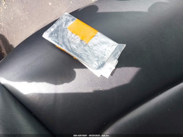 2023 TESLA MODEL 3 5YJ3E1EB3PF629858 Photo 10