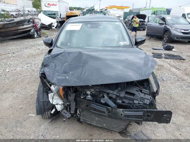 3MYDLBYV5KY500931 Toyota p5v