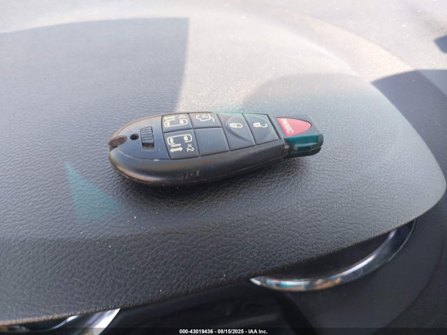 2C4RC1BGXER444854 Chrysler 2014