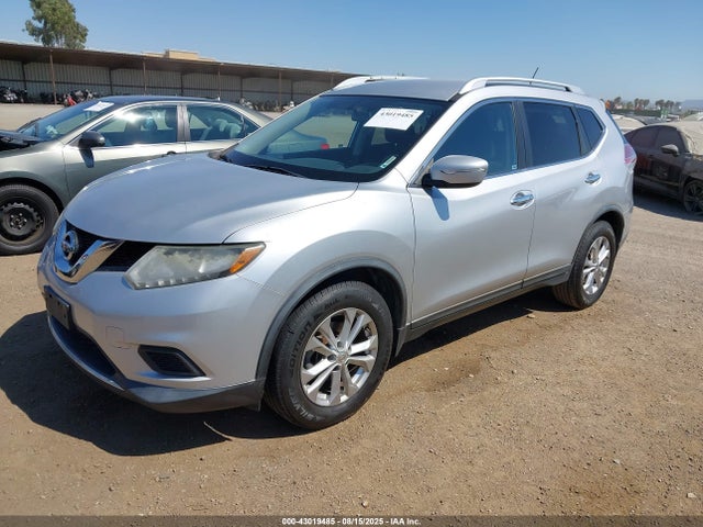 KNMAT2MT5FP562326 Nissan 2015