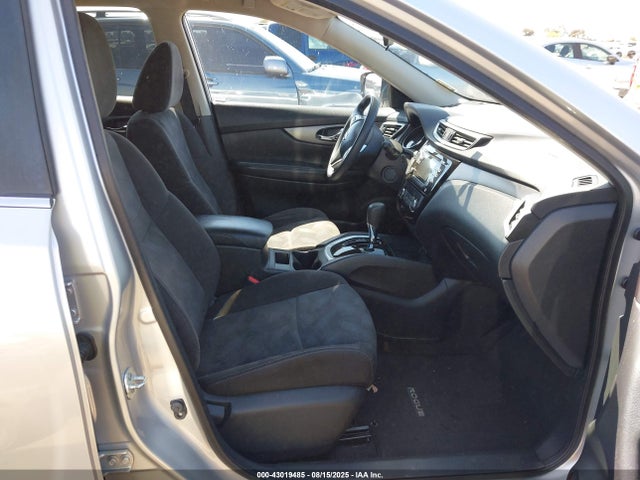 KNMAT2MT5FP562326 Nissan 2015