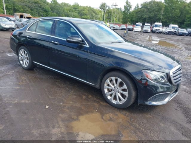 2017 MERCEDES-BENZ E 300 WDDZF4KB9HA220745