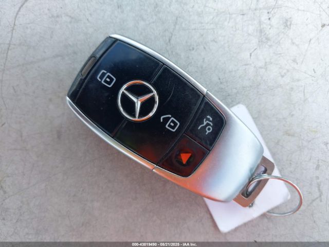 2017 MERCEDES-BENZ E 300 WDDZF4KB9HA220745 Photo 10