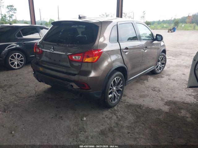 2018 MITSUBISHI OUTLANDER SPORT JA4AP3AU4JU023496 Photo 3