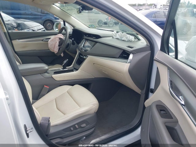2018 CADILLAC XT5 1GYKNDRS2JZ166310 Photo 4