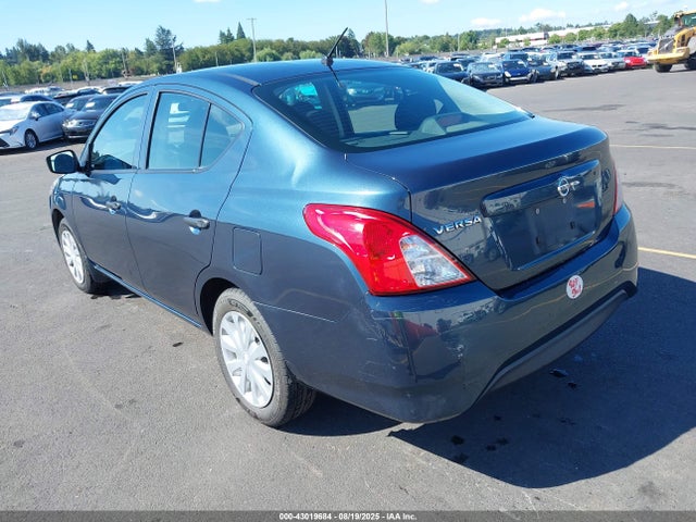 Nissan 2016 2016 3N1CN7AP0GL906121 Image 3