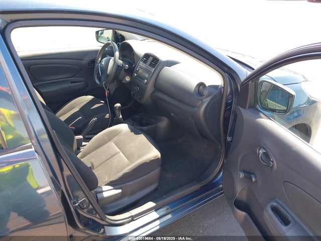 Nissan 2016 2016 3N1CN7AP0GL906121 Image 5