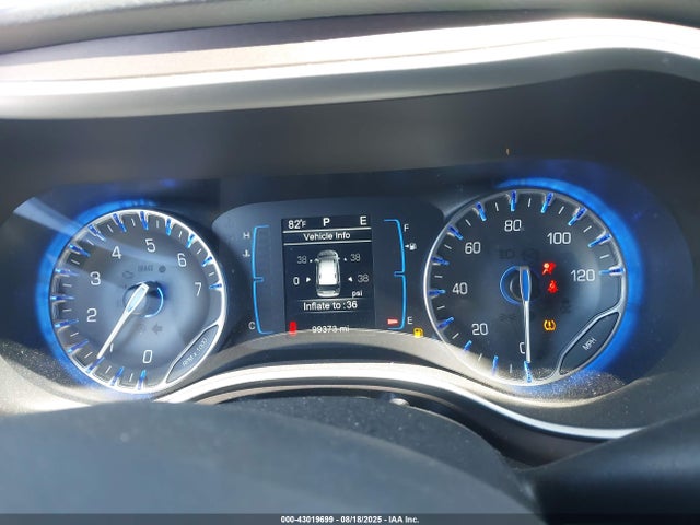 Chrysler 2017 2017 2C4RC1CG3HR609209 Image 7