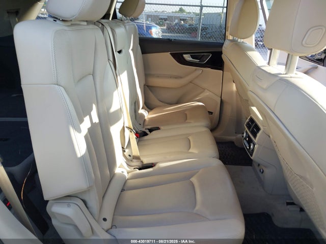 2019 AUDI Q7 WA1VAAF74KD011604 Photo 7