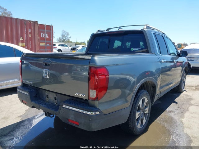 Honda j35y6 2017 5FPYK3F72HB032472 Image 4