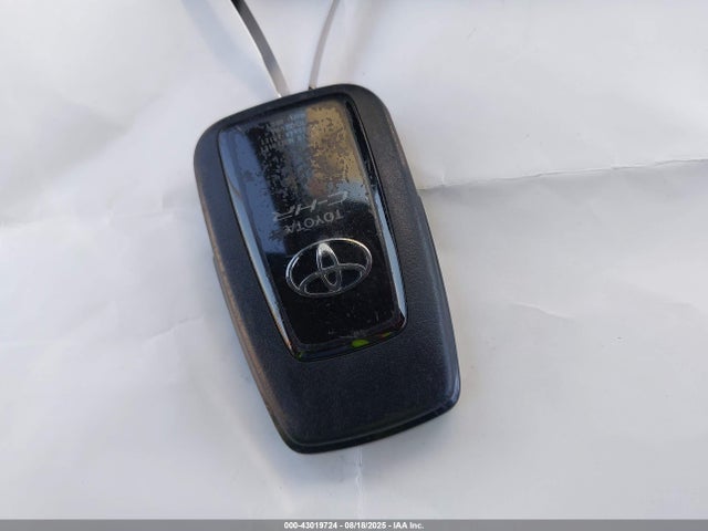 JTNKHMBX3L1070282 Toyota 3zr-fae