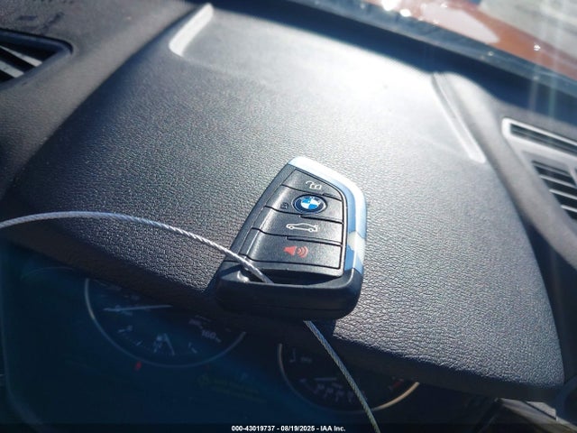 BMW X1 2016 WBXHT3C36GP884287 Image 11
