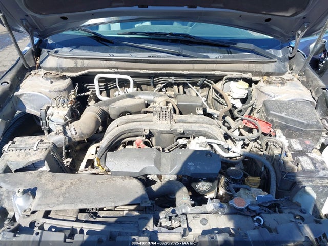 4S4BSAACXJ3303106 Subaru u5