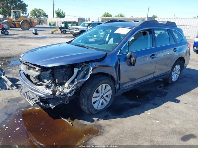 4S4BSAACXJ3303106 Subaru u5