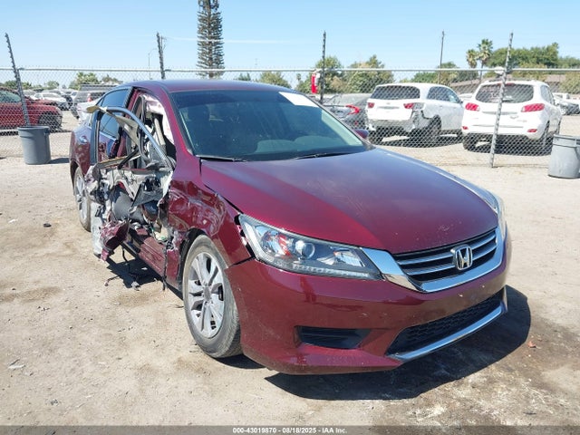 2014 1HGCR2F34EA113629 main image