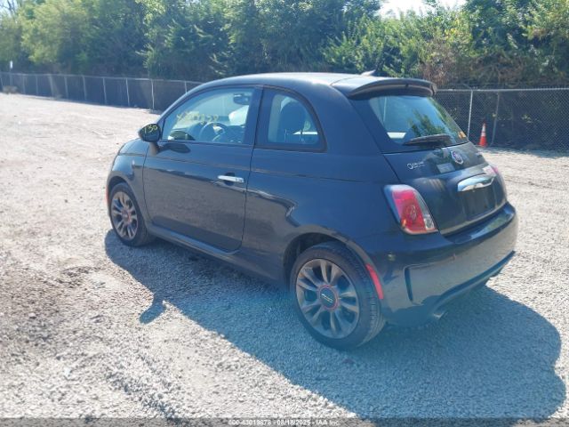 2018 FIAT 500 3C3CFFKHXJT362587 Photo 2