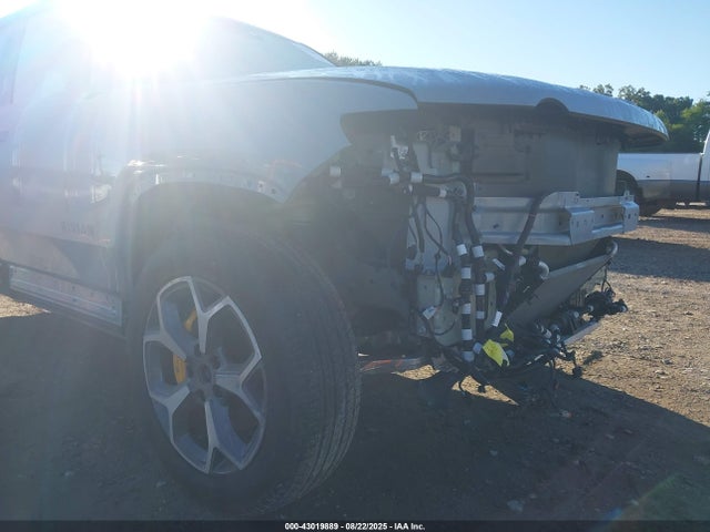 Rivian r1t 2022 7FCTGAAA2NN016517 Image 21