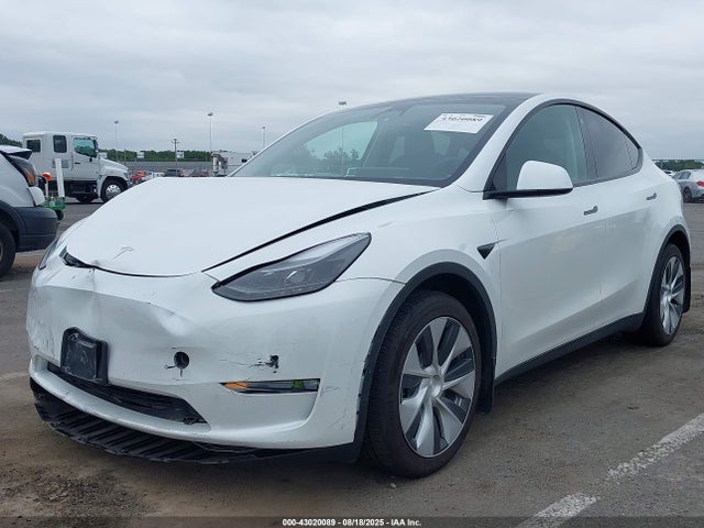 7SAYGDEE4PF759114 Tesla Model Y