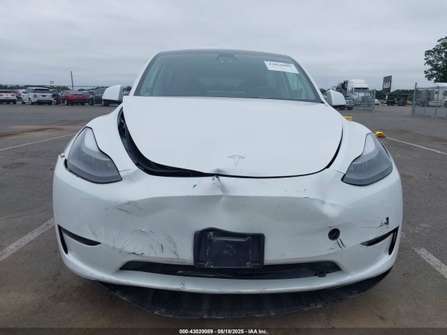 7SAYGDEE4PF759114 Tesla Model Y