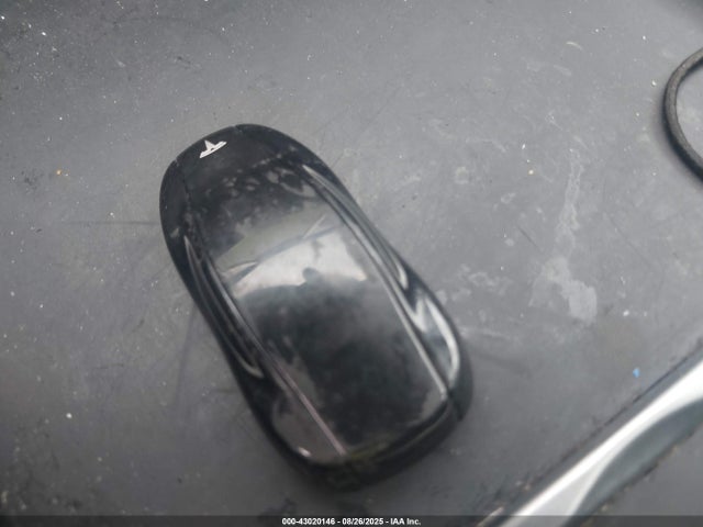 2016 TESLA MODEL S 5YJSA1E13GF166649 Photo 10