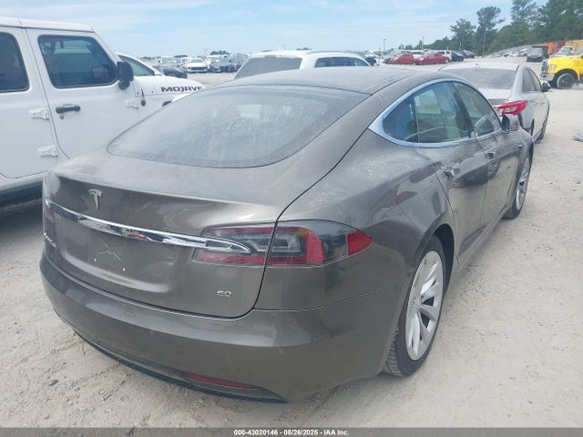 2016 TESLA MODEL S 5YJSA1E13GF166649 Photo 3