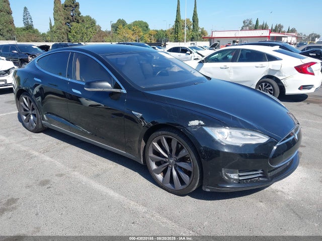 2014 TESLA MODEL S 5YJSA1H19EFP49803 Photo 0