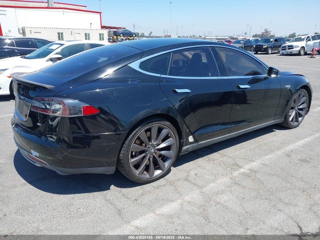 2014 TESLA MODEL S 5YJSA1H19EFP49803 Photo 3