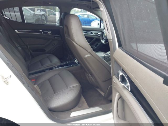 2016 PORSCHE PANAMERA WP0AA2A73GL003587 Photo 7