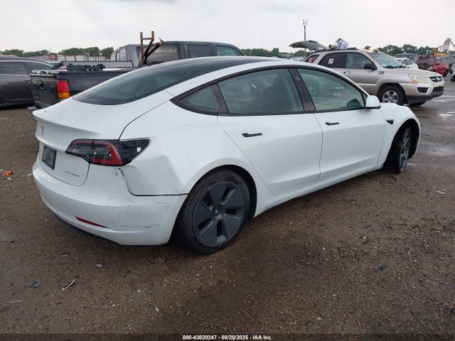 2022 TESLA MODEL 3 5YJ3E1EB3NF261016 Photo 3