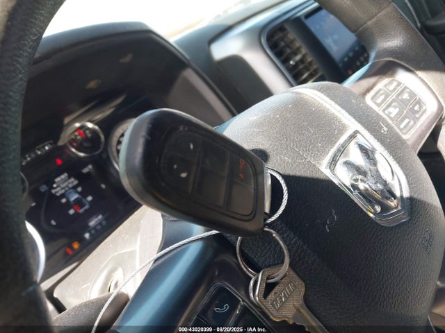RAM 1500 2021 1C6RR7GG4MS568536 Image 11