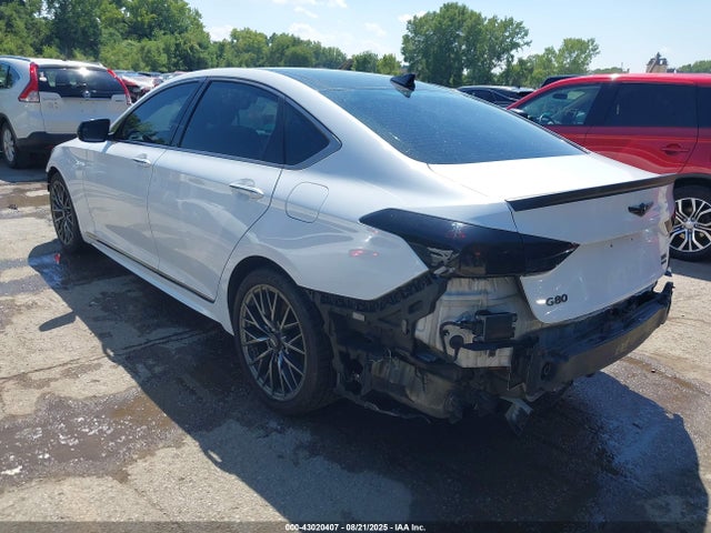 Genesis G80 2018 KMHGN4JB7JU233418 Image 3