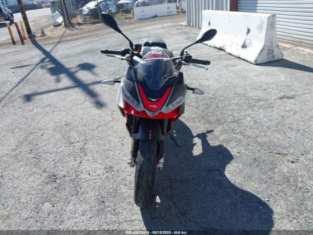 2021 APRILIA TUONO ZD4KSUE01MS000672 Photo 4