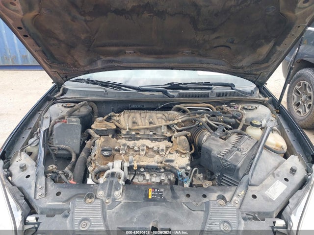 2G1WB5E36E1188547 Chevrolet lfx