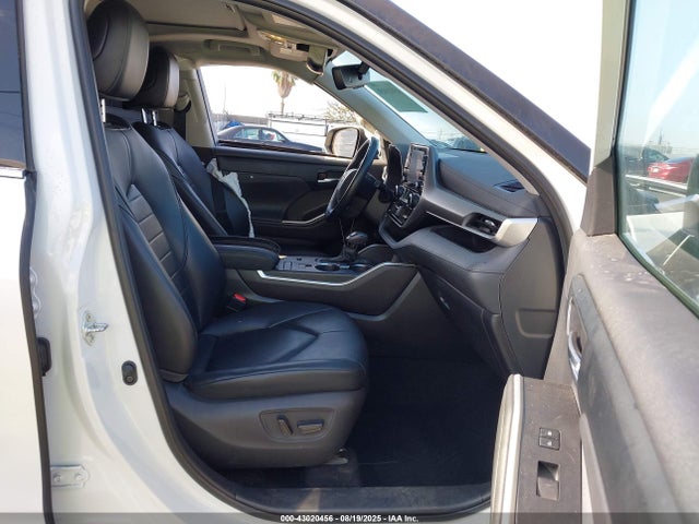 5TDHZRAH3MS532301 Toyota 2gr-fks