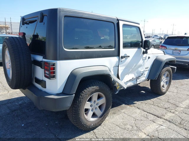 1C4AJWAG5HL552975 Jeep Wrangler