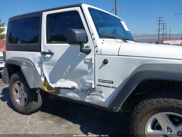 1C4AJWAG5HL552975 Jeep Wrangler