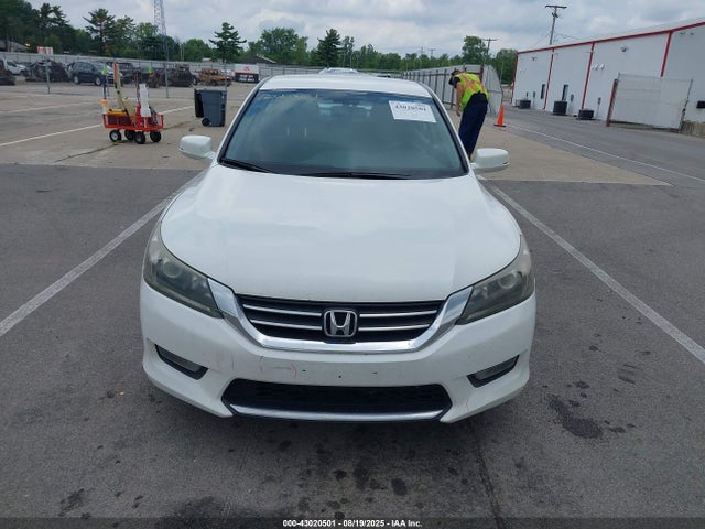 Honda k24w1 2014 1HGCR2F58EA806138 Image 12