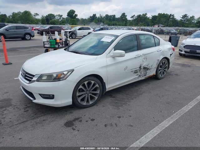 Honda k24w1 2014 1HGCR2F58EA806138 Image 2