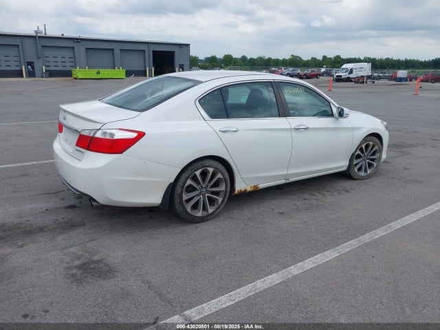 Honda k24w1 2014 1HGCR2F58EA806138 Image 4