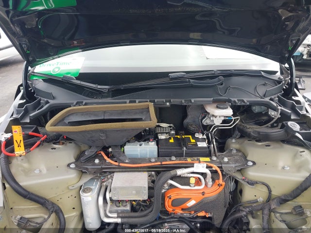 2021 TESLA MODEL Y 5YJYGDEE2MF113045 Photo 9