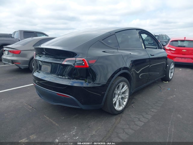 2021 TESLA MODEL Y 5YJYGDEE2MF113045 Photo 3