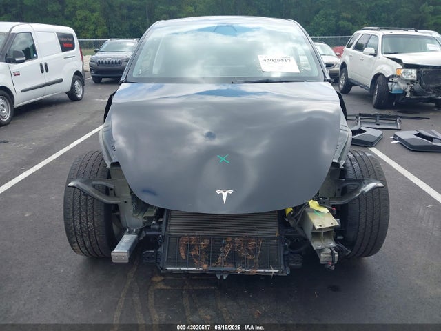 2021 TESLA MODEL Y 5YJYGDEE2MF113045 Photo 5