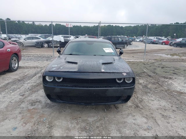 Dodge Challenger 2016 2C3CDZAG3GH131905 Image 12